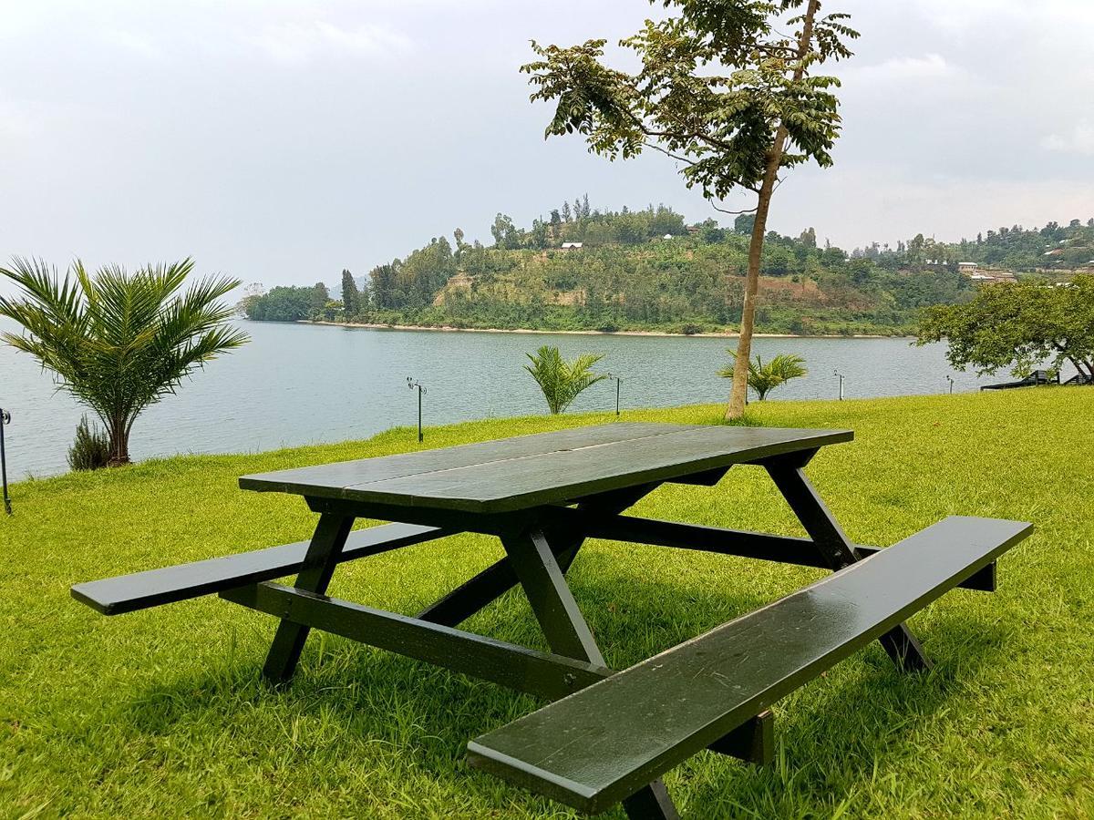 Kivu Paradis Resort Nyamyumba Bilik gambar